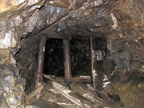 Чиндагатуйский молибденовый рудник