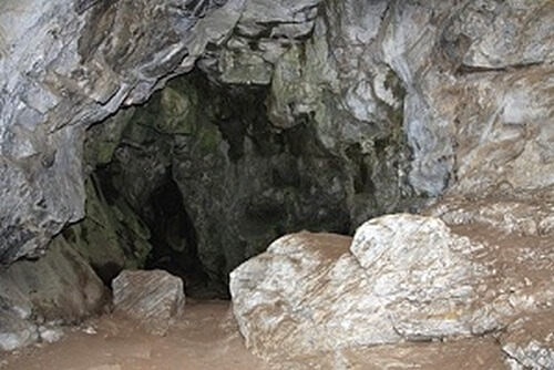 Пещера древнего человека